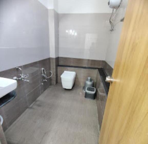 デラックスルーム, Rudra Palace , Anand