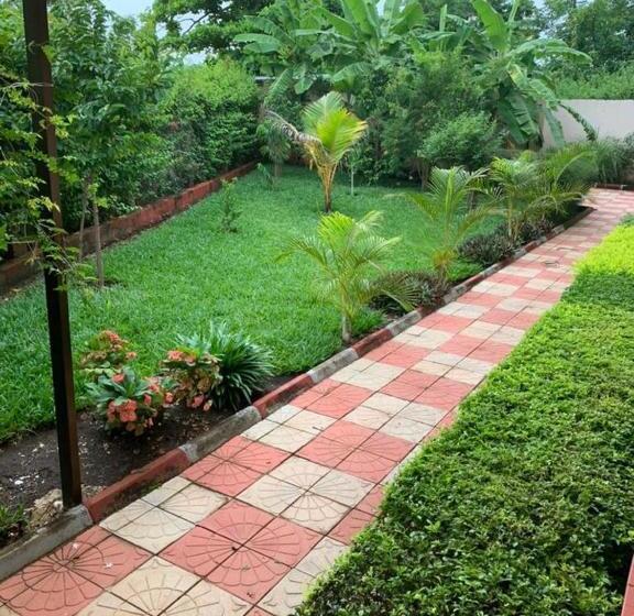 اتاق استاندارد, Leisure House Fumba Bnb