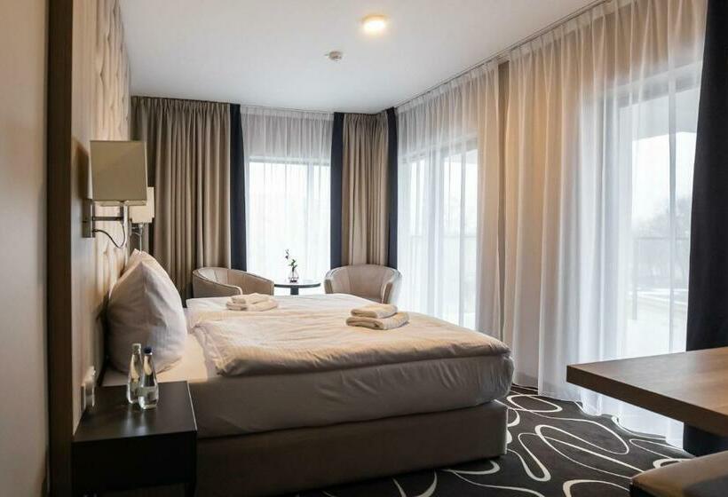 Номер Deluxe с Балконом, Trofana Wellness & Spa