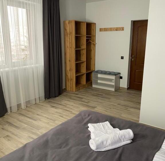 Номер Стандарт с Балконом, Family Residence