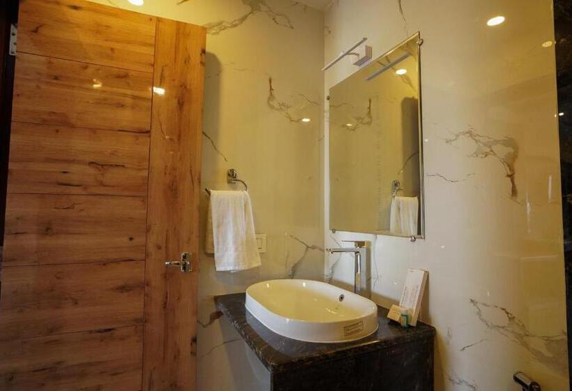 Четырехместный Номер Deluxe, Lipi Resort And Spa