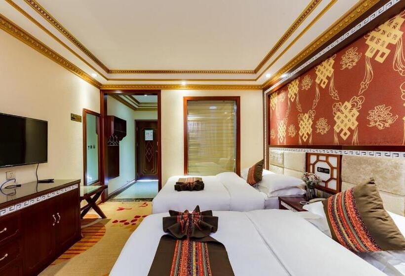 Номер Стандарт Трехместный, Floral Hotel · Shangri La Blue Sky