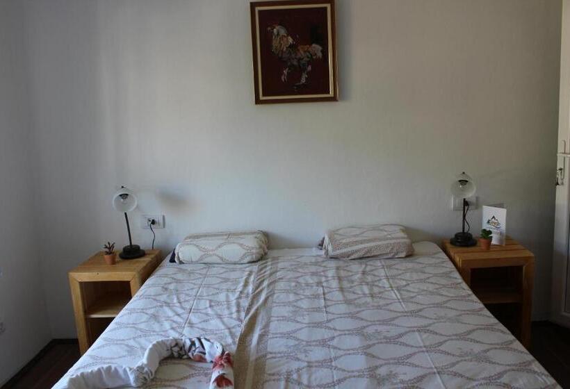 اتاق استاندارد با بالکن, Guesthouse Edelnice