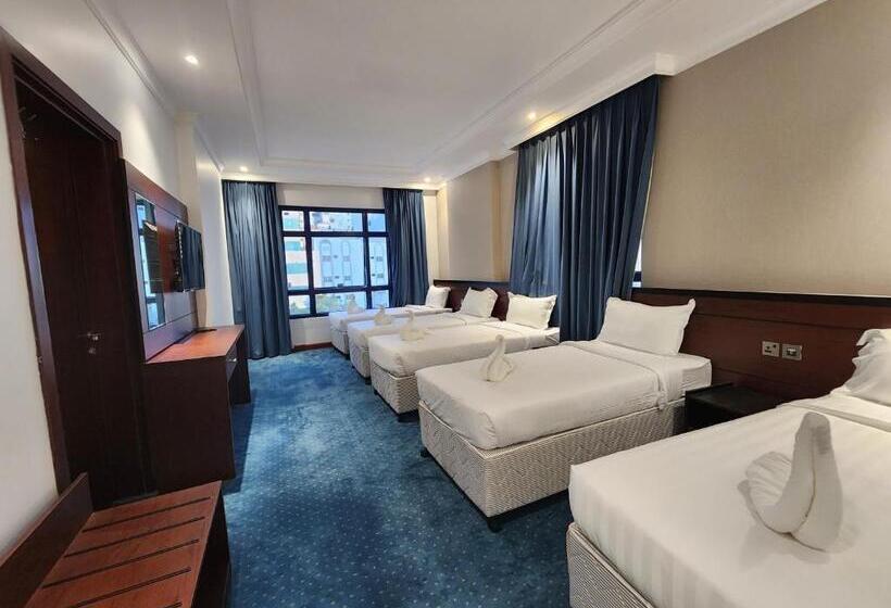 Четырехместный Номер Стандарт, فندق كنارى ان   Kanary Inn