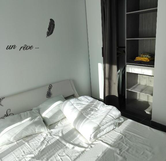 Апартаменты 1 Спальня с Балконом, Villa Collections Appartement Trois Chambres