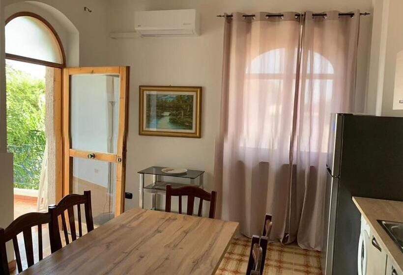 Апартаменты 3 Спальни, Villa Gaudì