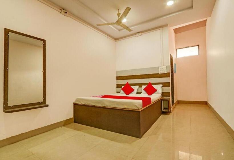 Трехместный Номер Классика, Oyo Flagship Satyam Inn Lodge