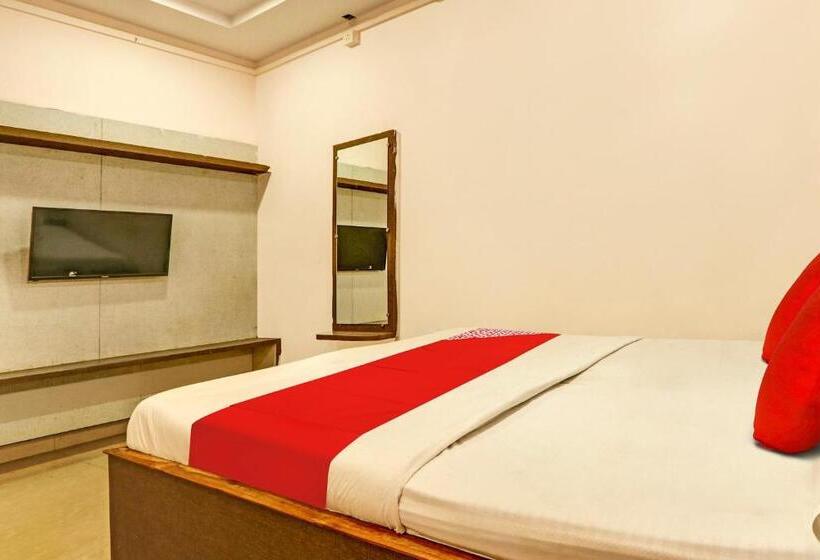 Трехместный Номер Классика, Oyo Flagship Satyam Inn Lodge