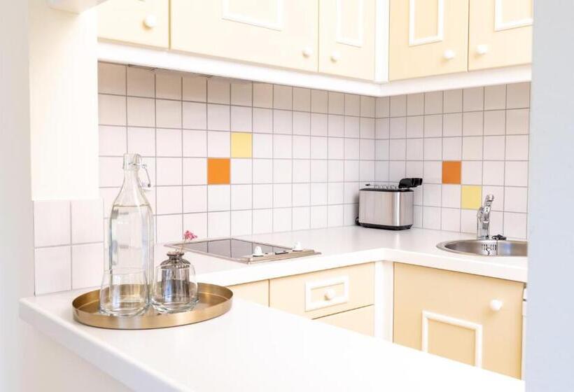 Апартаменты 1 Спальня Вид на Сад, Wanda Apartments