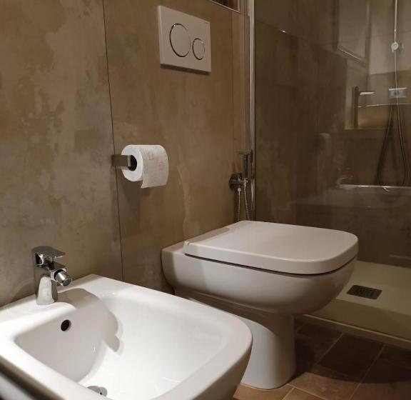 Номер Стандарт, Pagum Place