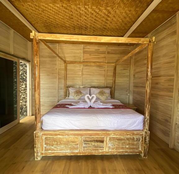 Quarto Estandar, Bali Lesung