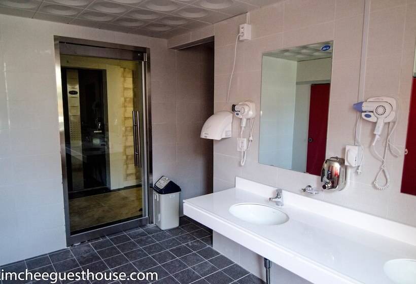 バス共有のスタンダードルーム, Kimchee Busan Downtown Guesthouse