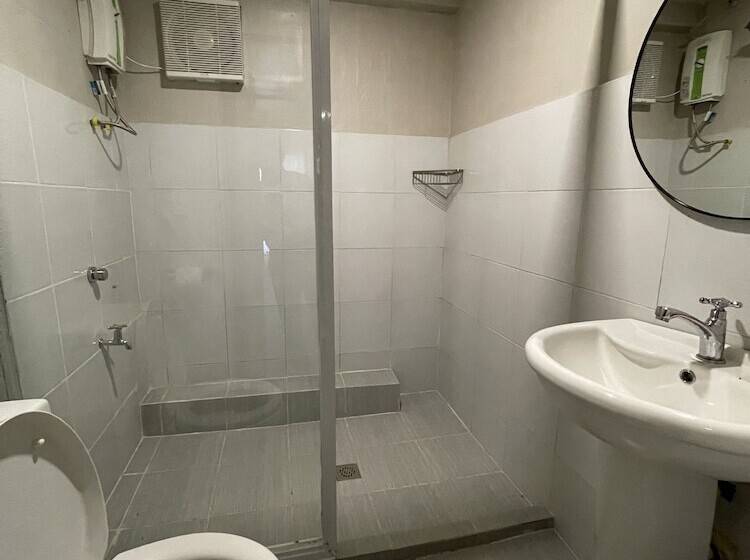 家庭间, Casita Ysabel