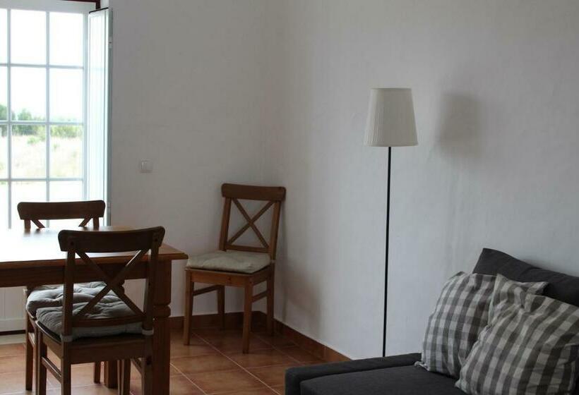 Апартаменты 2 Спальни, Casas De Mirobriga