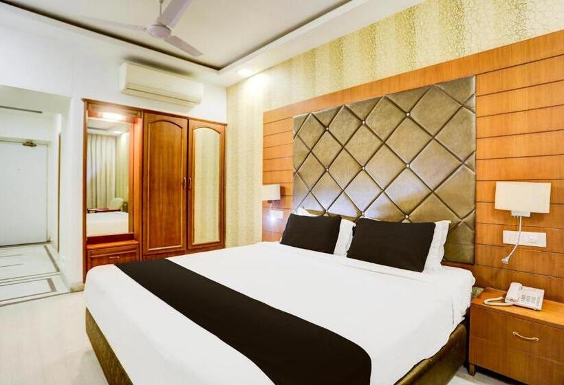 Трехместный Номер Классика, Collection O Hotel Khalsa Palace