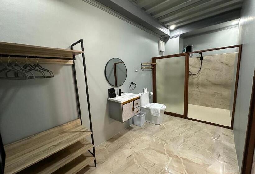 Семейный Номер Боковой Вид на Море, Lawson’s Beach Resort