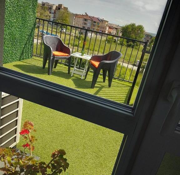 اتاق استاندارد, July S Guest House