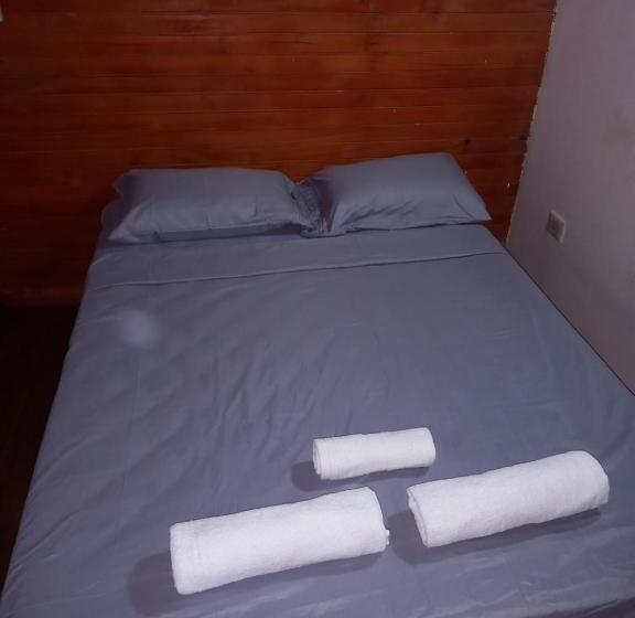 اتاق دوبلکس, San Rafael