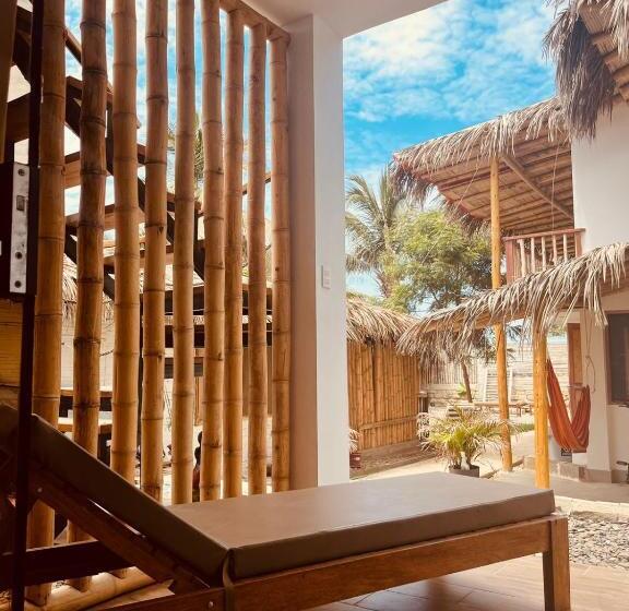 Номер Deluxe, La Nómada Digital   Máncora Playa & Piscina