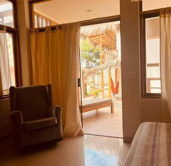 Номер Deluxe, La Nómada Digital   Máncora Playa & Piscina