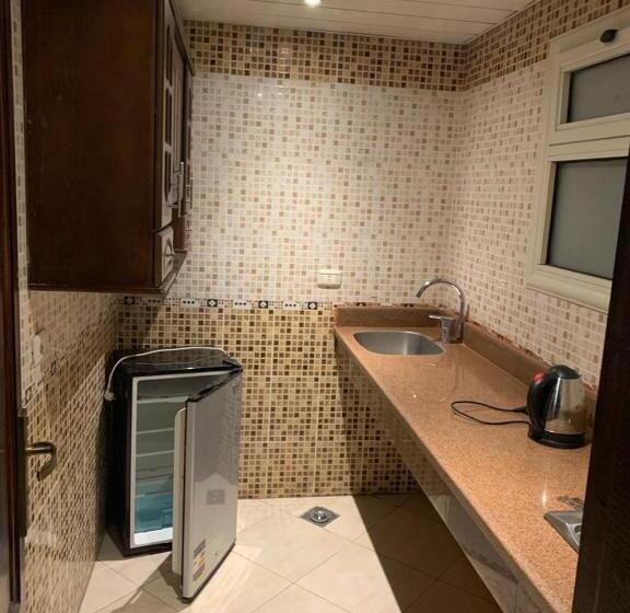 Апартаменты 1 Спальня с Балконом, Sheraton Apart