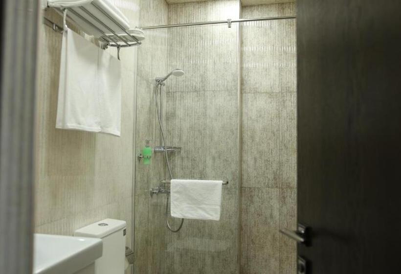 اتاق استاندارد با چشم‌انداز شهر, Bmg Hotel By Grigoryans Group