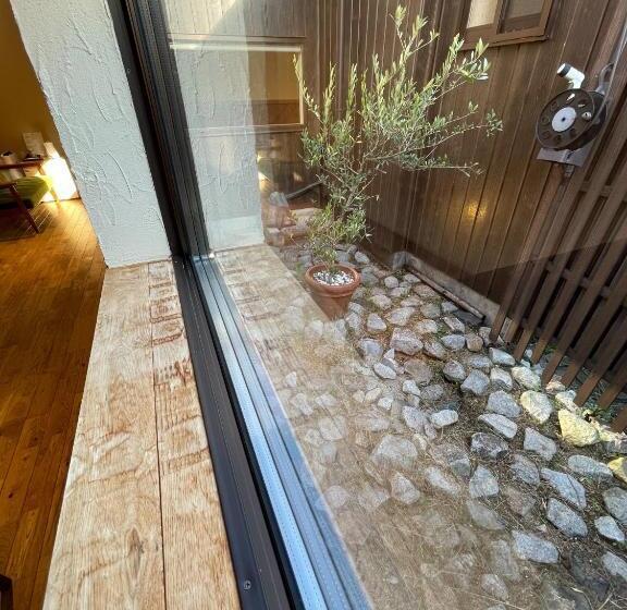 خانه 1 خوابه, Etoile Inn Sumoto   Vacation Stay 49252v