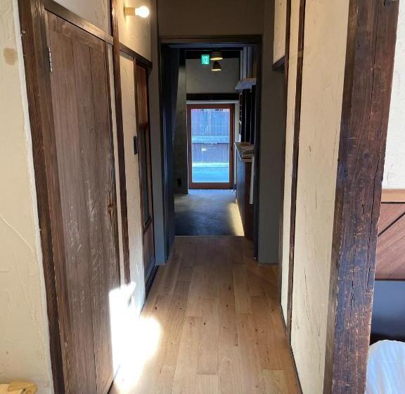 خانه 1 خوابه, Etoile Inn Sumoto   Vacation Stay 49252v