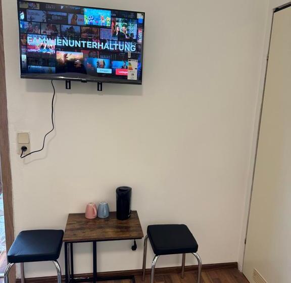 Номер Стандарт Трехместный, Privat Zimmer Eronn Vei̇tsch