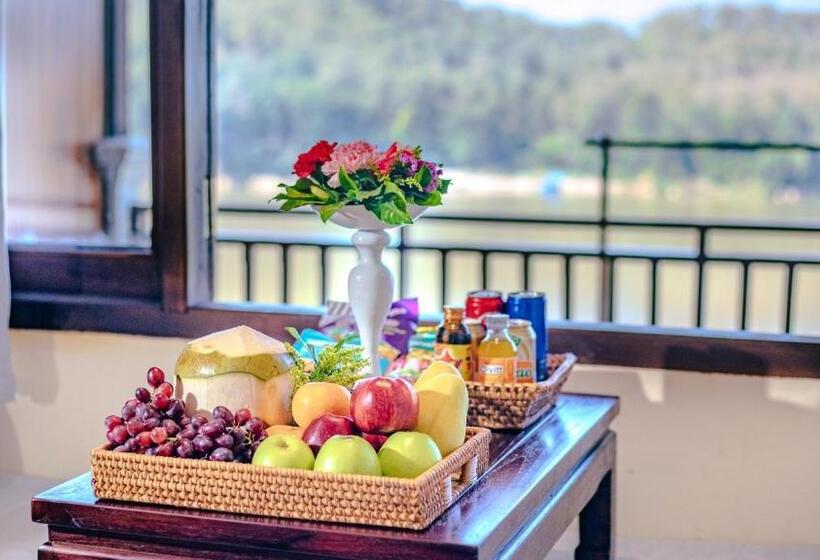 Люкс Вид на Реку, Relaxful Hotel泊岸酒店