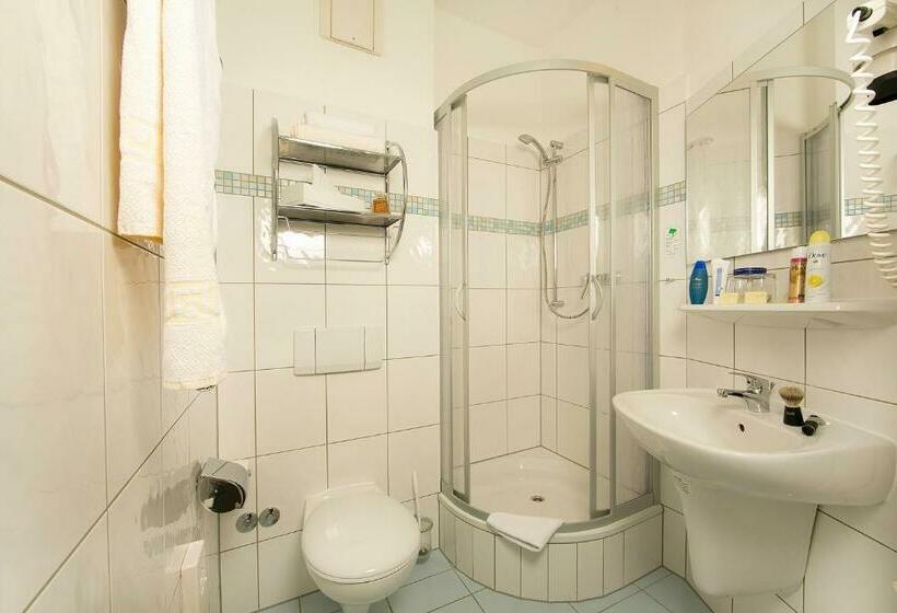 스탠다드 룸, Garni Eden Hotels