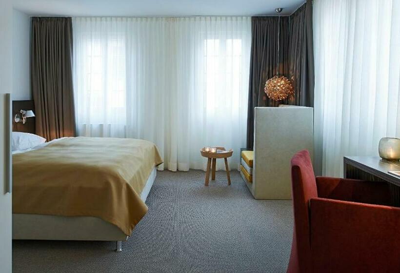 스탠다드 룸, Weinhaus Henninger