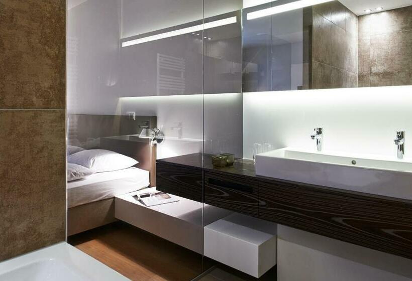 스탠다드 룸, Weinhaus Henninger