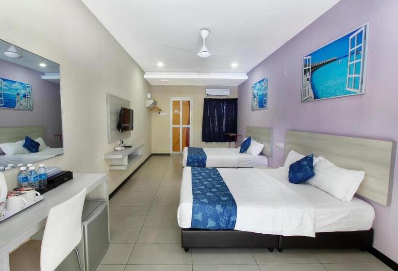 اتاق خانوادگی با چشم‌انداز استخر, Lavigo Resort