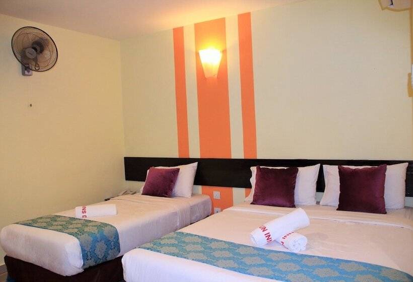 Семейный Номер, Sun Inns Hotel Pasir Penambang