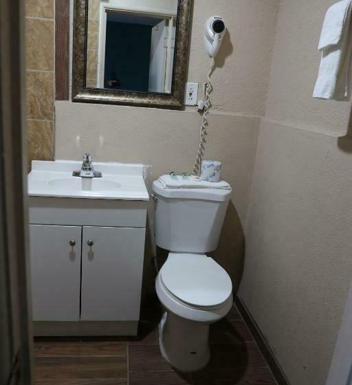 חדר סטנדרט, Budget Inn