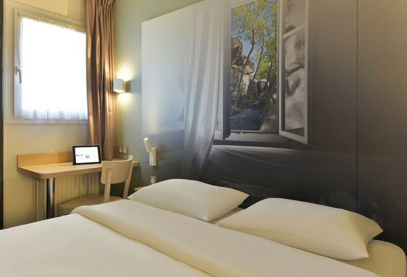 Номер Стандарт, B&b Hotel Clermont Ferrand Le Brézet Aéroport