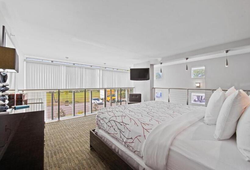프레지덴셜 스위트, Casey Key Resorts  Mainland
