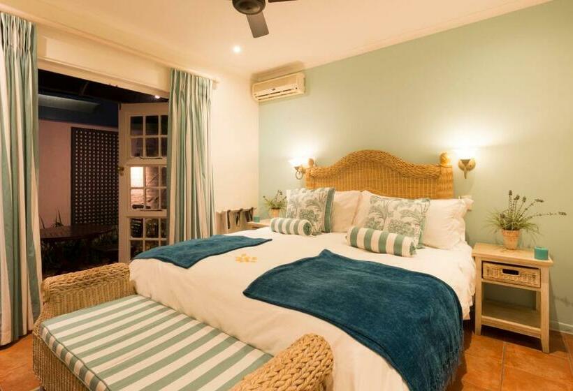 Quarto Estandar, Five Burnham Guest House