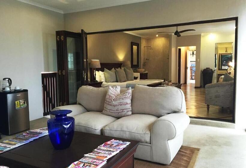 Suite, Five Burnham Guest House