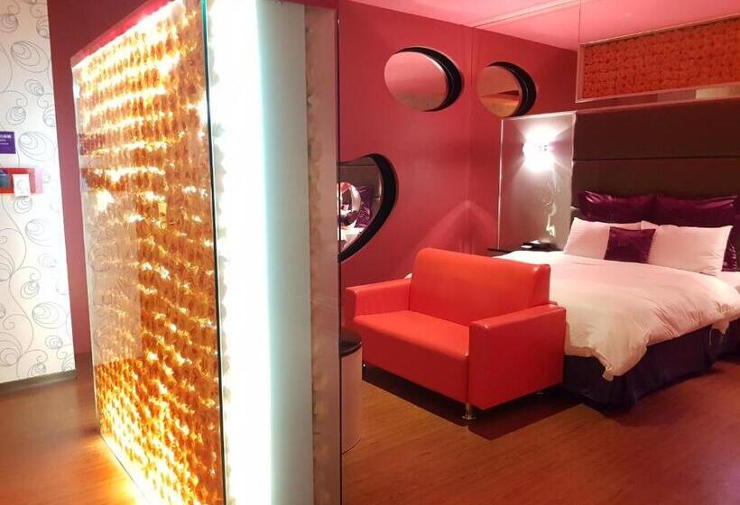 اتاق سوپریور, Discovery Motel  Zhonghe