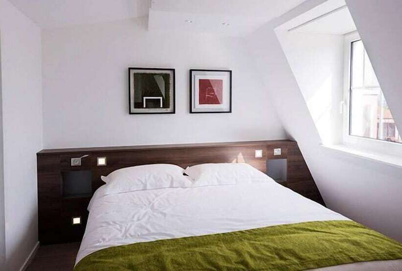 سوییت جونیور, Hôtel Les Poteaux Carrés