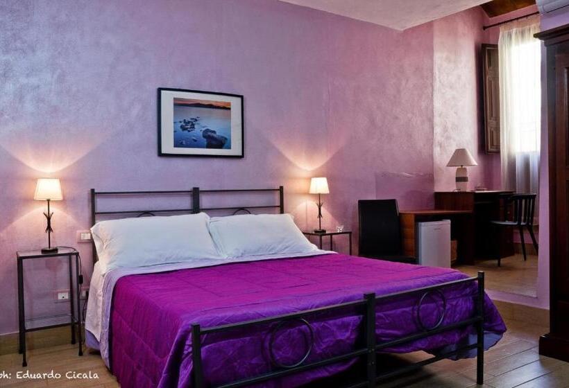スタンダードトリプルルーム, B&b Monte Dei Pegni