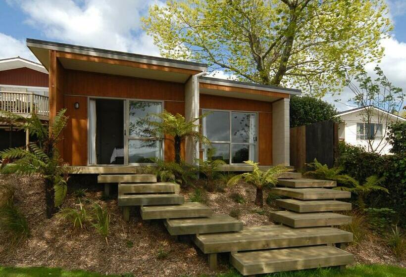 سوییت, B&b@the Redwoods