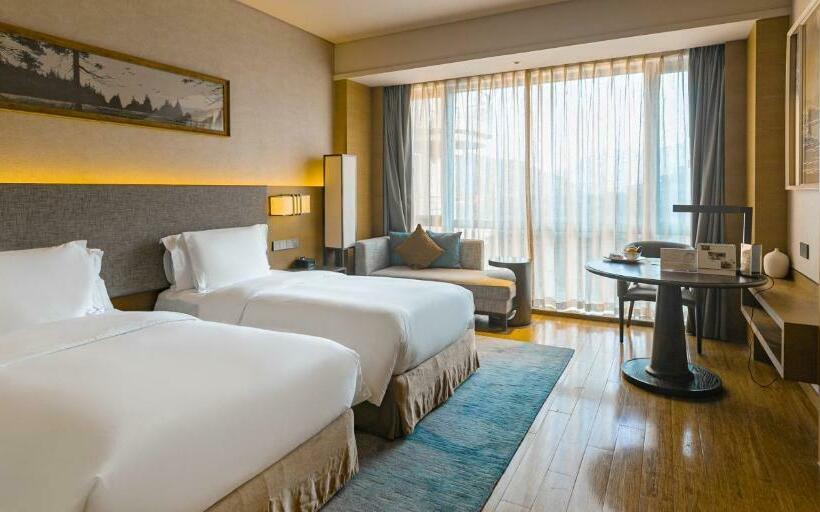 高级大房间, Crowne Plaza Hangzhou Thousand Island Lake, An Ihg