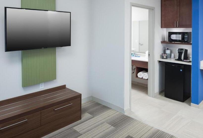 스위트, Holiday Inn Express & Suites   Orlando At Seaworld, An Ihg