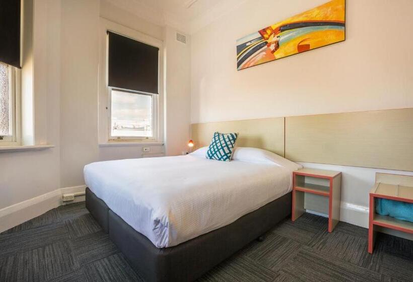 Номер Economy с общей ванной комнатой, Melton Hotel Auburn