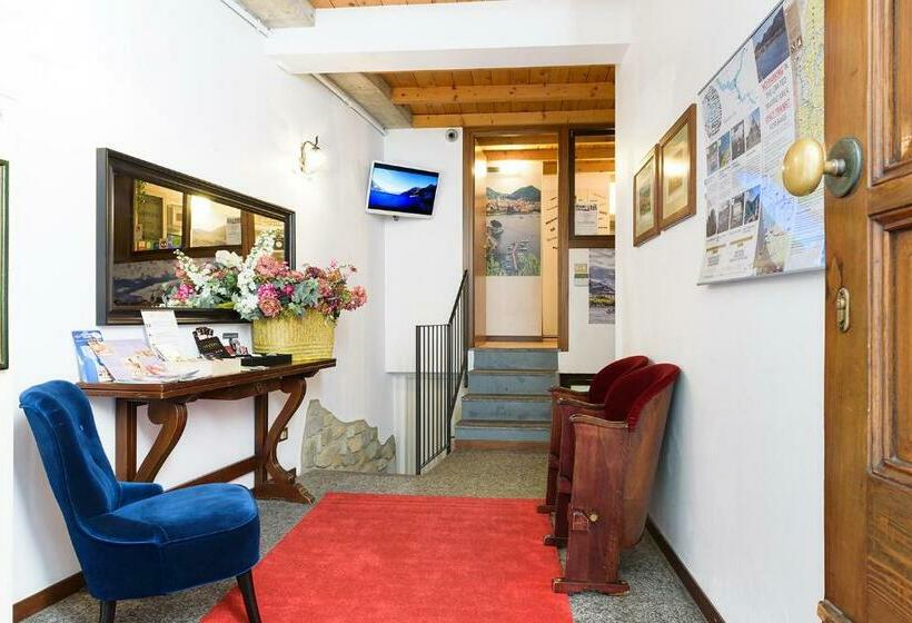 استودیوی استاندارد, Residence Diaz