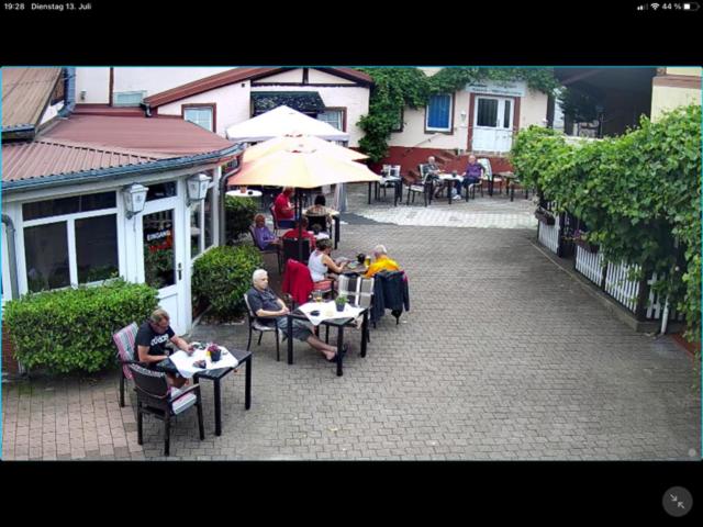 Quarto Estandar Individual, Restaurant Christine