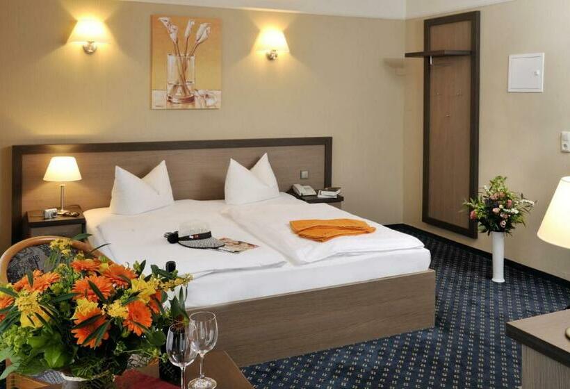 חדר סטנדרט עם מרפסת, Strandhotel Nordischer Hof